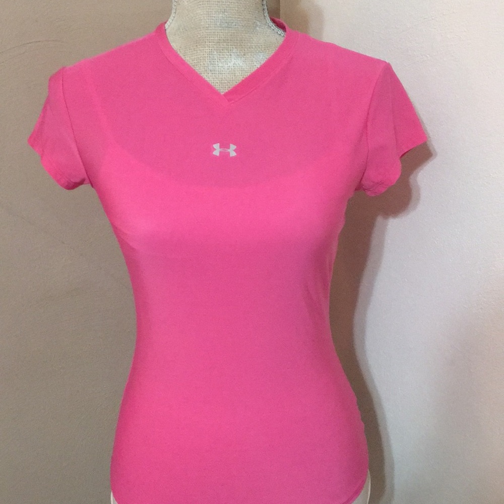 Under Armour Medium Ladies Pink Fitted Top